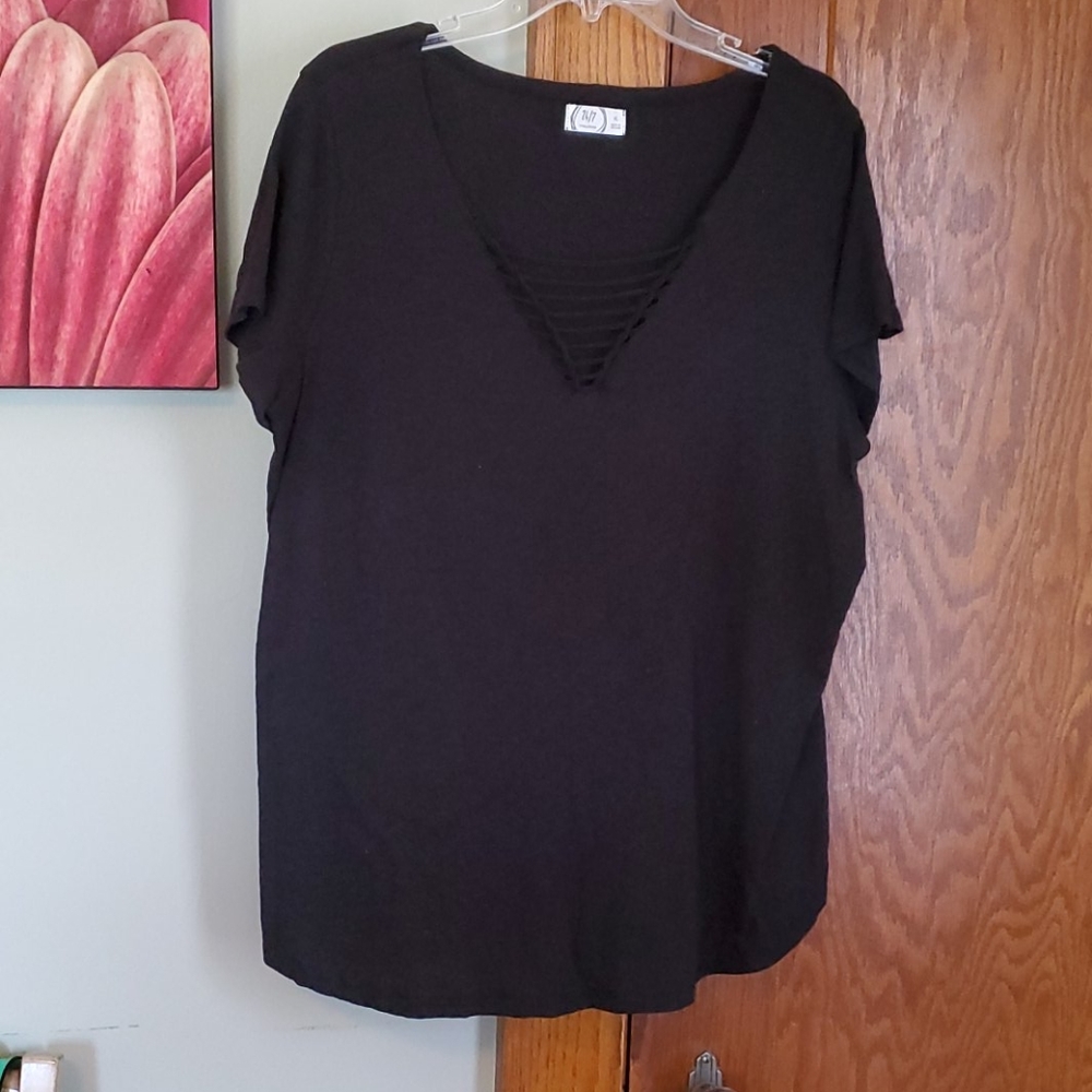 Maurices 24/7 shirt